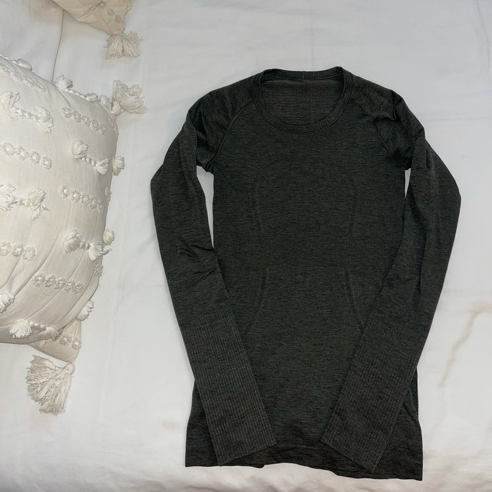 Lululemon Green Long Sleeve Swiftly Size 4